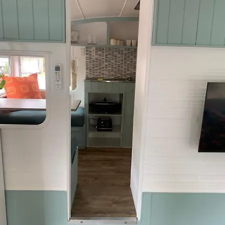 Mornington Peninsula Retro Caravans Rye Exterior photo