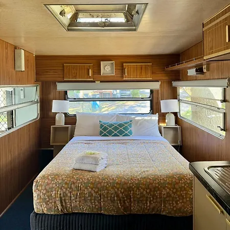 Mornington Peninsula Retro Caravans Rye Room photo