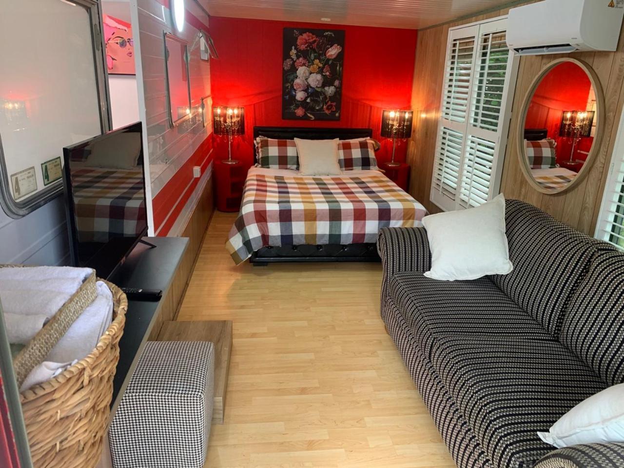 Holiday park Mornington Peninsula Retro Caravans Rye