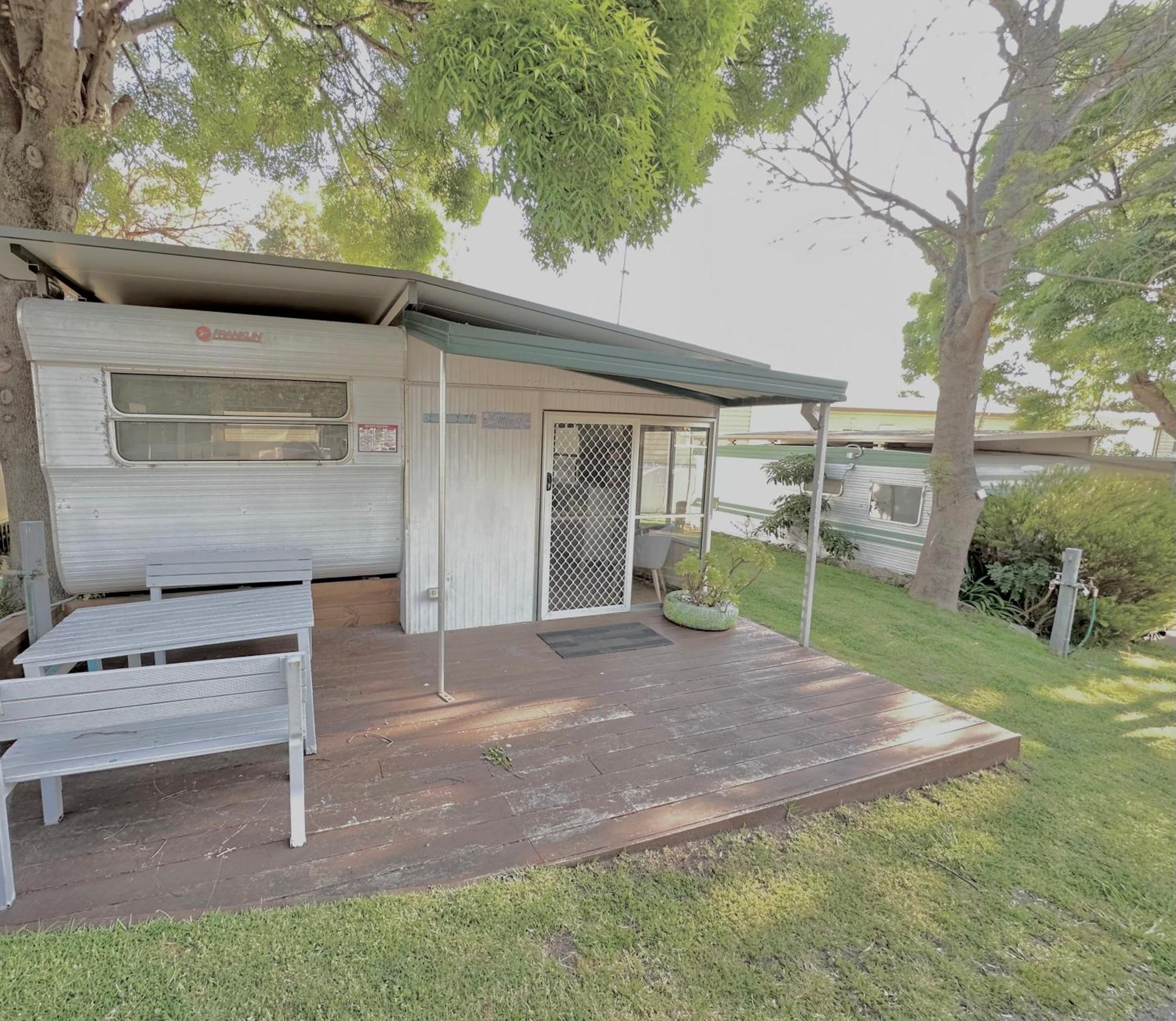 Mornington Peninsula Retro Caravans Holiday park Rye