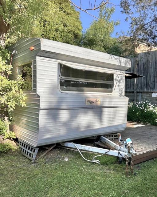 Mornington Peninsula Retro Caravans Rye