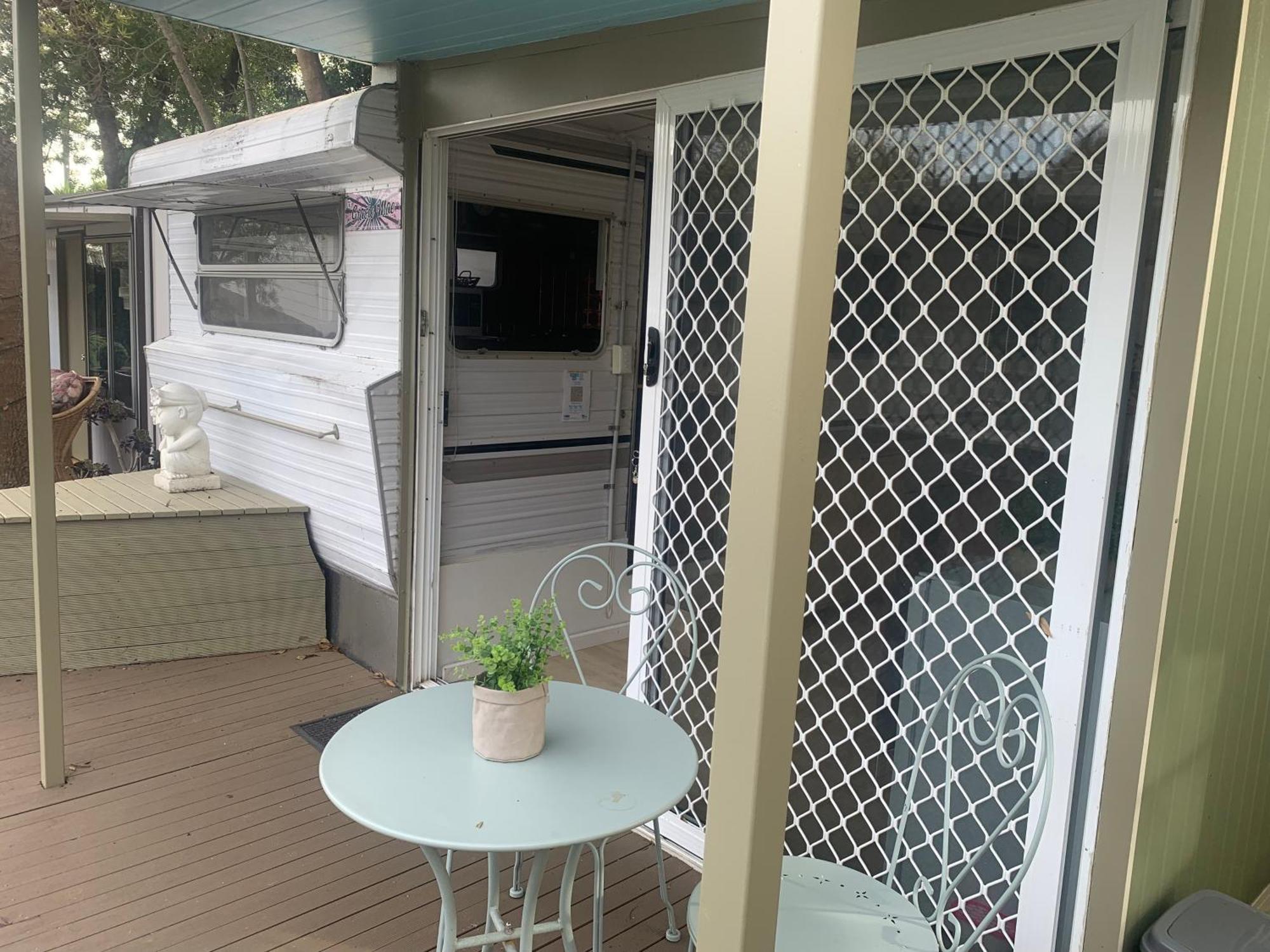 Mornington Peninsula Retro Caravans Holiday park Rye