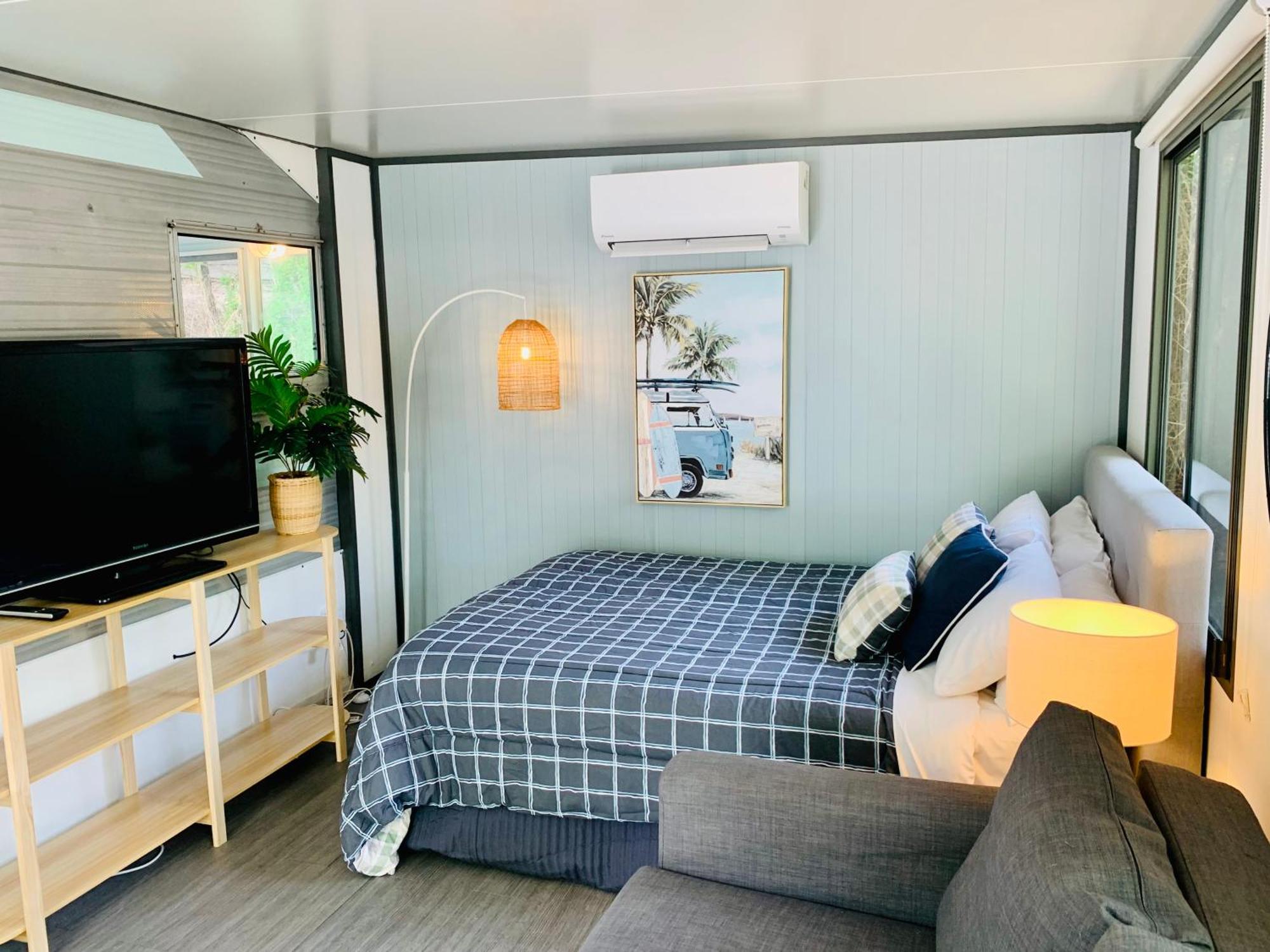 Mornington Peninsula Retro Caravans Holiday park Rye