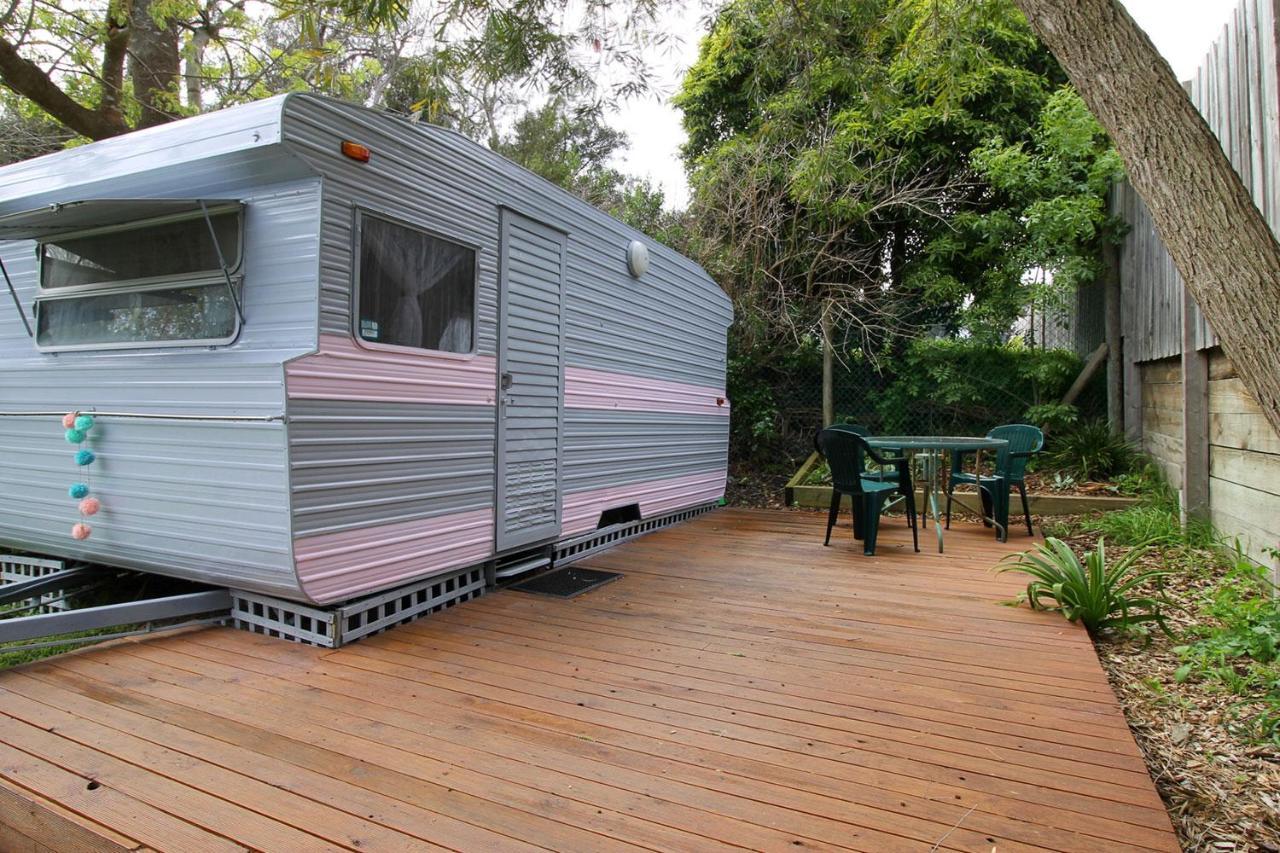 Mornington Peninsula Retro Caravans Holiday park